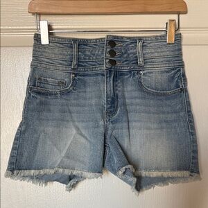 Versona Light Blue Jean Shorts
